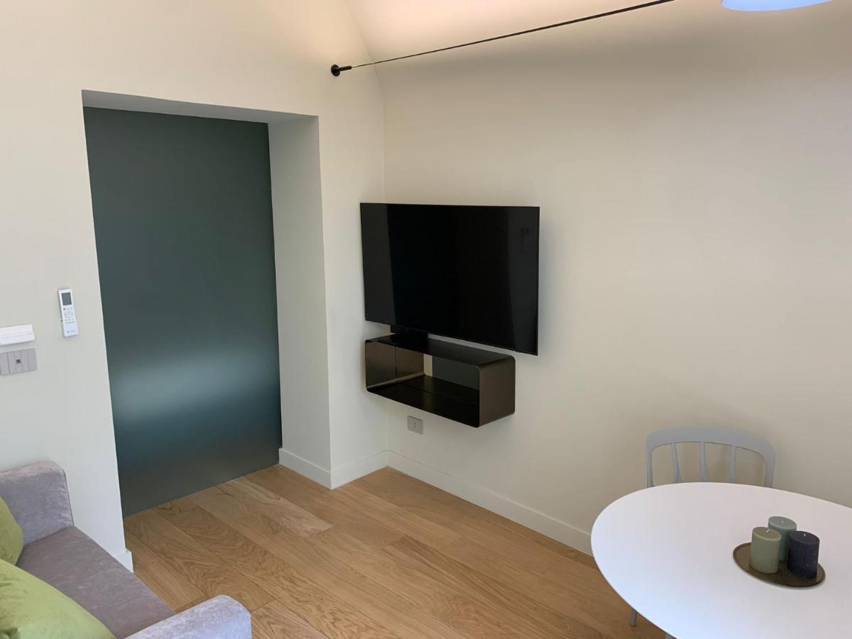 Martiri Boutique Apartment Наполи Екстериор снимка